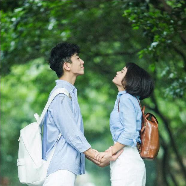 《宝马的汽车后视镜多少钱一个啊?:发现兴趣,分享知识》